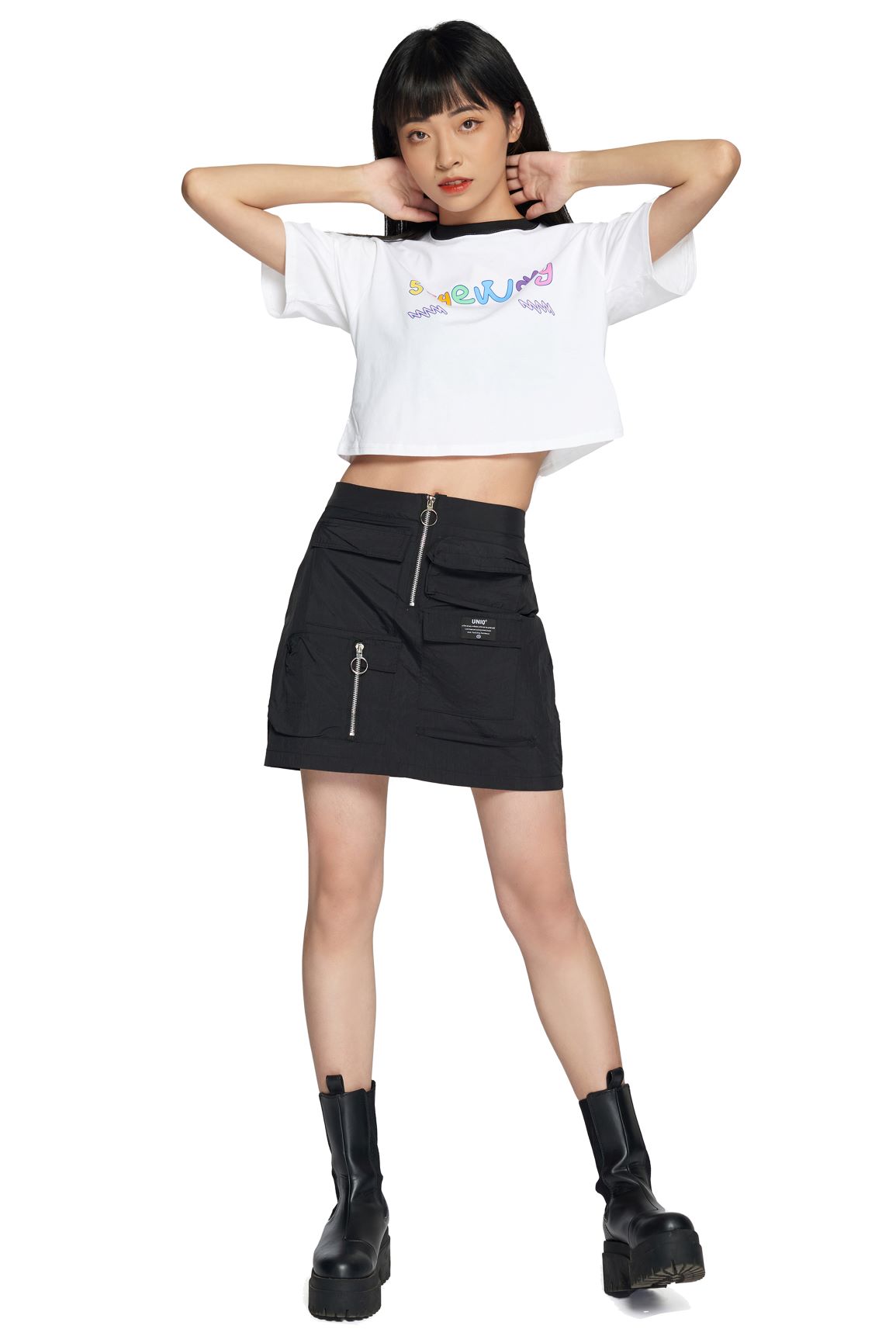 5THEWAY /teddy bear/ CROP TEE in WHITE aka Áo Croptop Trắng Tay Ngắn