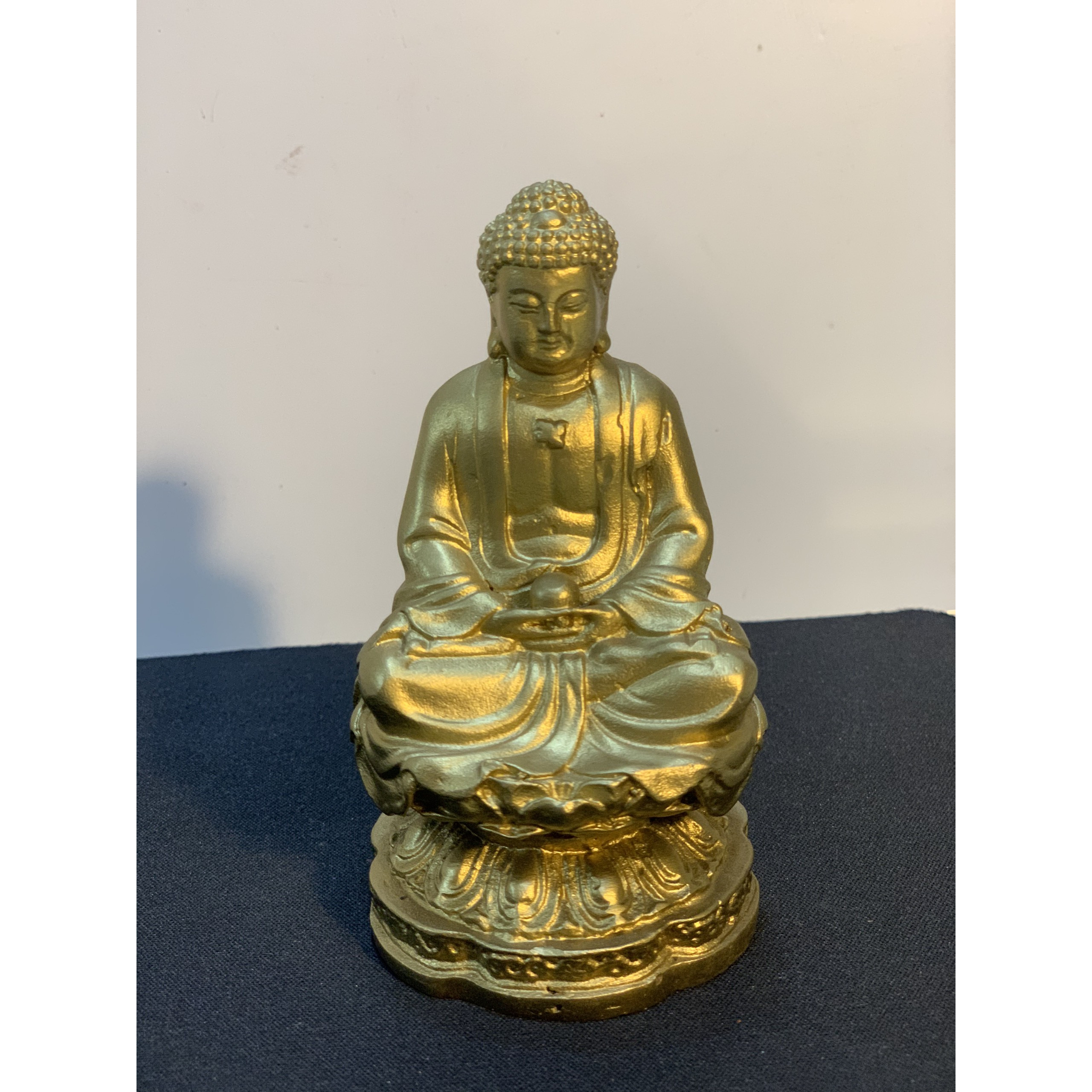 Tượng phật thích ca để xe oto cao 11cm