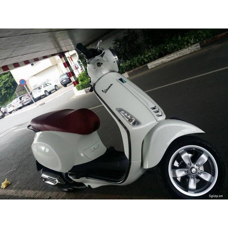 Tem nổi chữ &quot; Vespa Primavera 125 3vie &quot; Màu Đen tân trang xe như mới -TKBs.2954