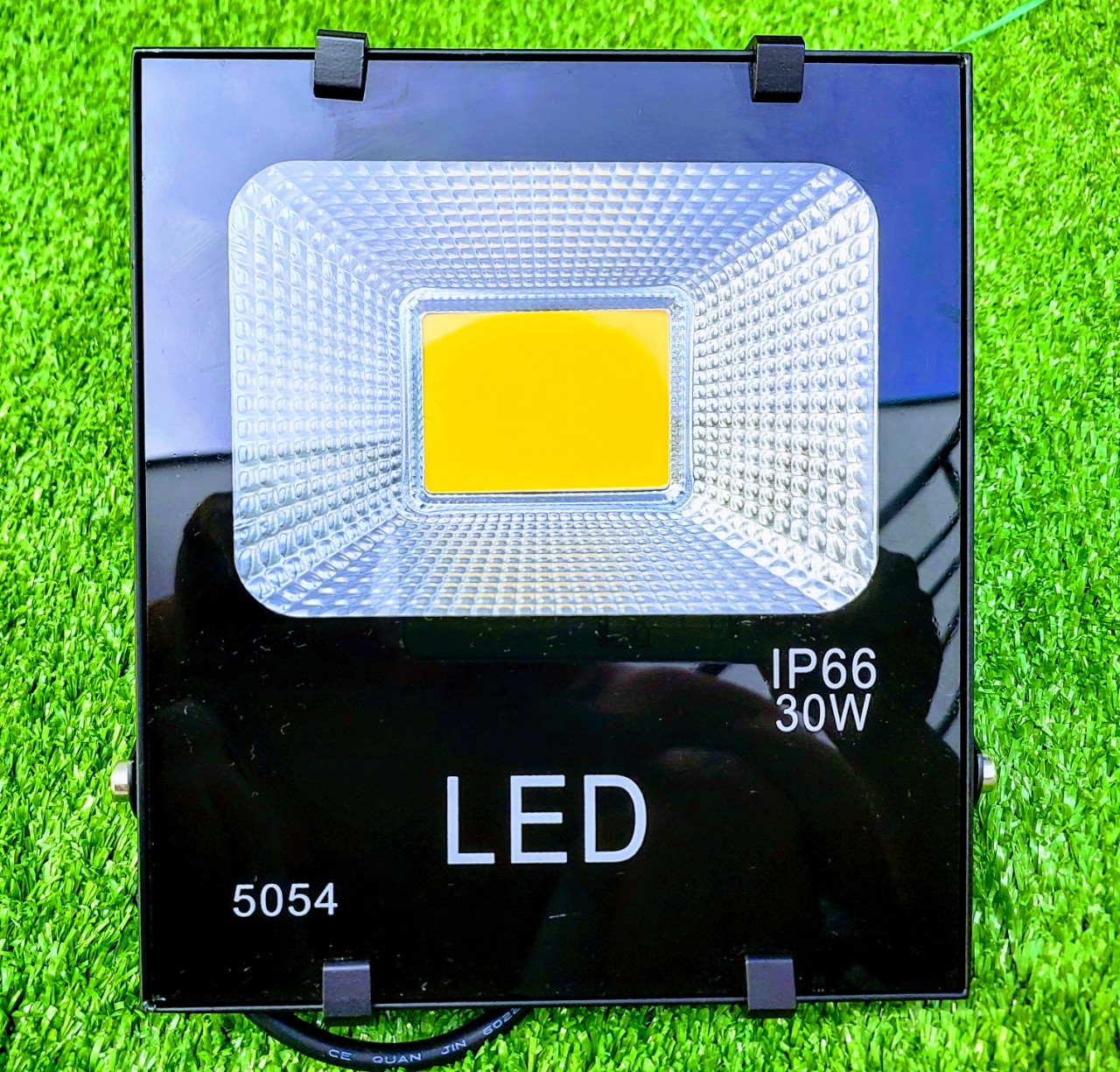 Đèn Pha Led COB Công Suất 30W Ánh Sáng Trắng/Vàng 6500K Chống Nước IP66