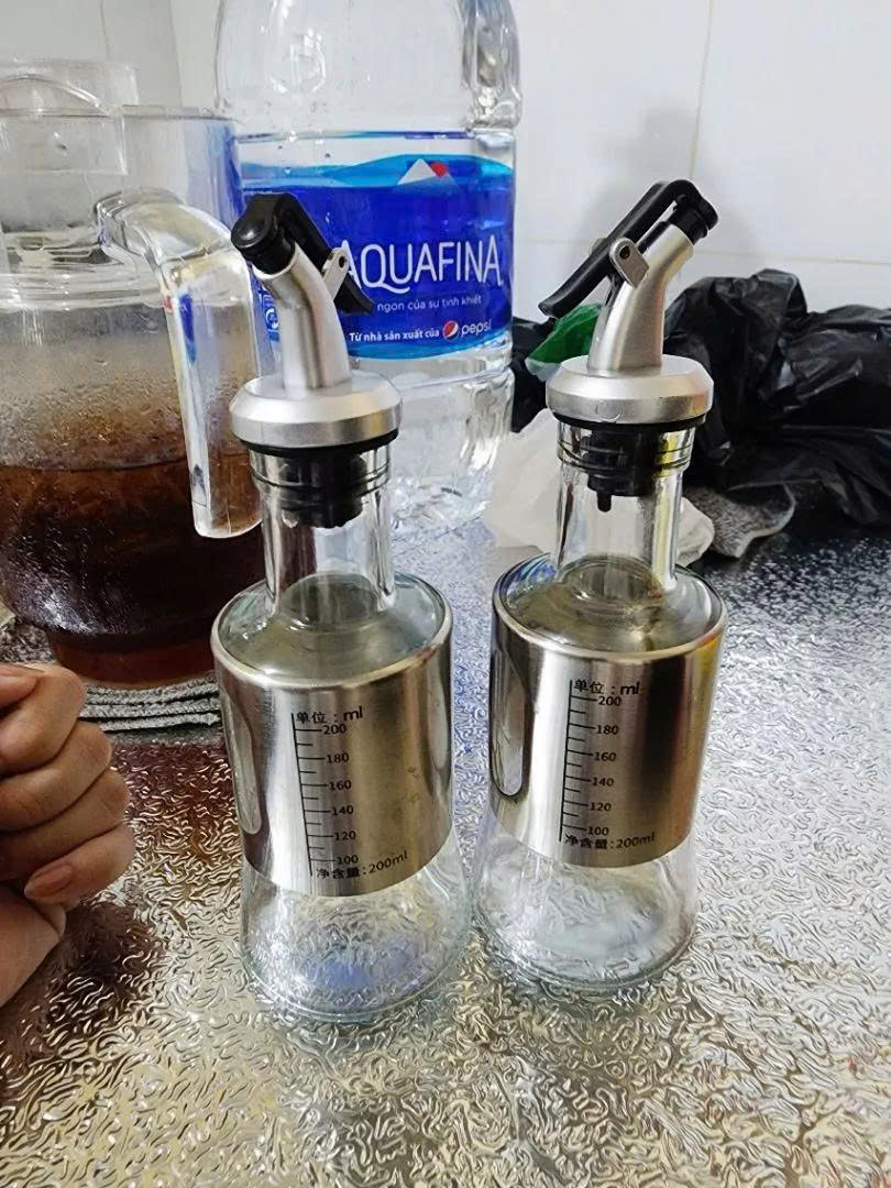 Chai Đựng Dầu Ăn  , Nước Mắm 200 ML Thủy Tinh Bọc Inox Cao Cấp – Bình Rót Gia Vị Tiện Lợi