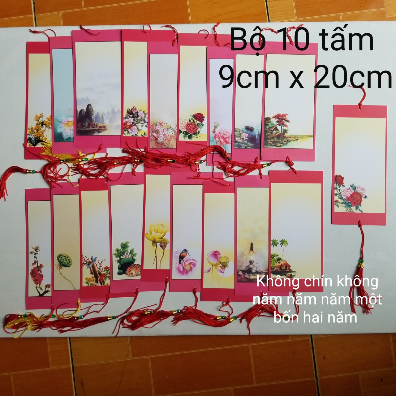 Bộ 10 tấm thiệp mi ni trang trí KÈM theo tua. Giấy viết thư pháp