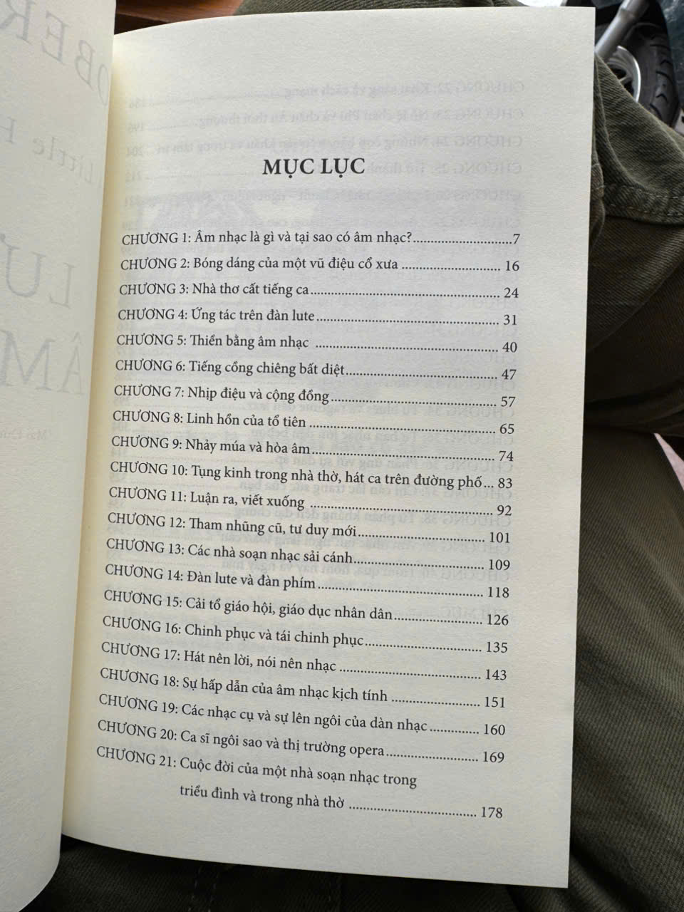 LƯỢC SỬ ÂM NHẠC – Robert Philip – Mai Đức Hạnh, Nguyễn Anh Tùng dịch – Nhã Nam – NXB Thế giới