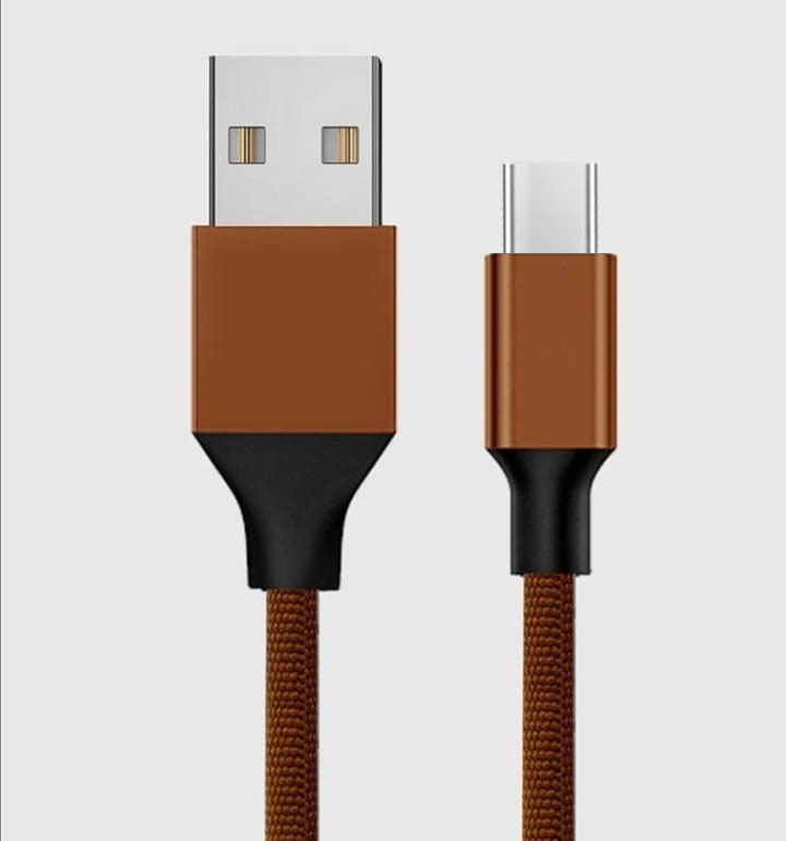 Tẩu Sạc MO52 trên Ô Tô tặng kèm dây sạc USB type C - Giao màu ngẫu nhiên