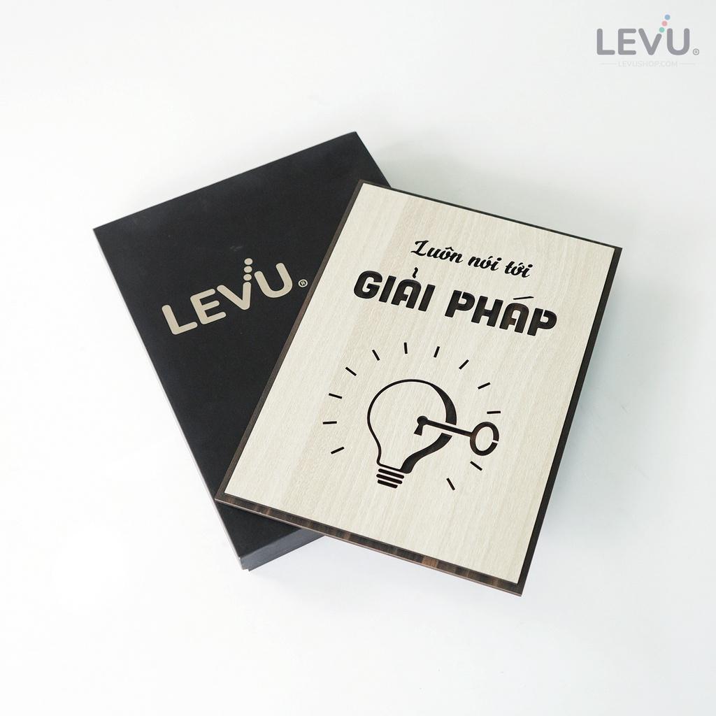 Tranh trang trí văn phòng LEVU LV131 "Luôn nói tới giải pháp"
