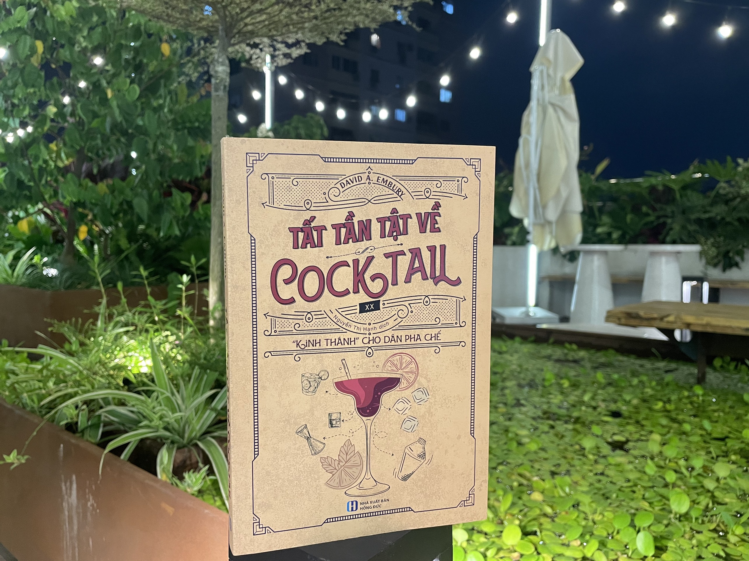 Sách - TẤT TẦN TẬT VỀ COCKTAIL - Lighbooks