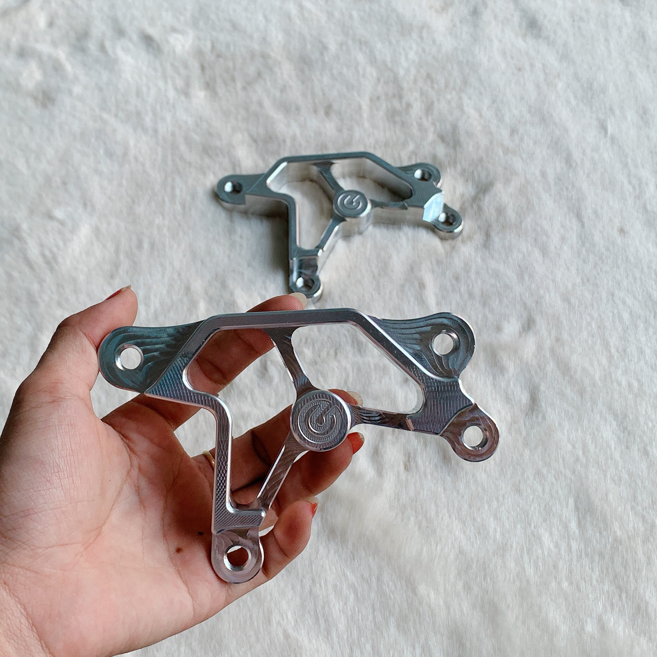 PÁT gắn heo Nlssin , Brcmbo  2 piston đối xứng đi đĩa 260mm dành cho xe Vario , Vision làm bằng nhôm cnc nguyên khối