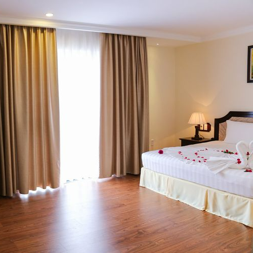 Iris Hotel Đà Lạt 3 *. Bao Gồm Ăn Sáng. Khách Sạn Tại Trung Tâm Thành Phố