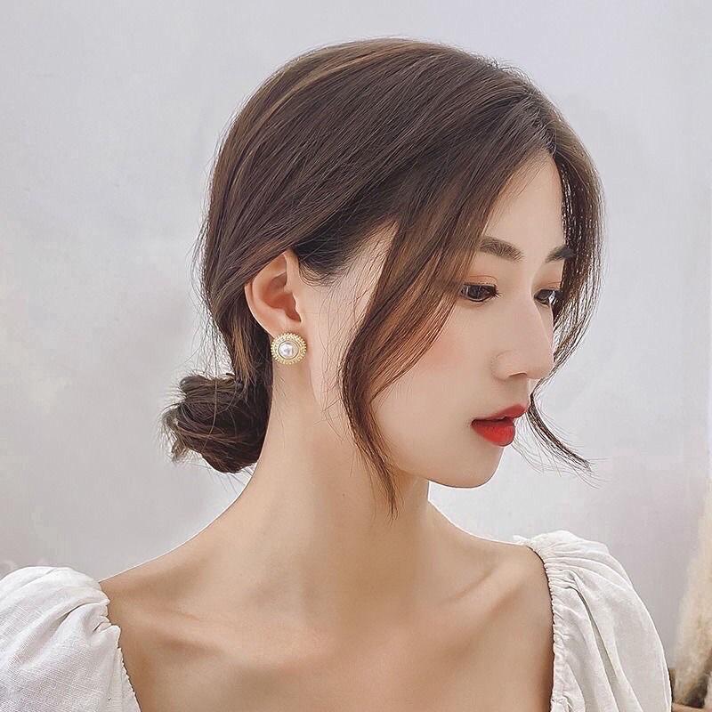 Khuyên ngọc phối đá