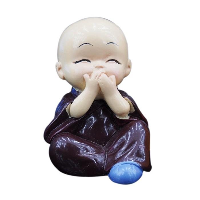 Bộ tượng tứ không đặt trên ô tô