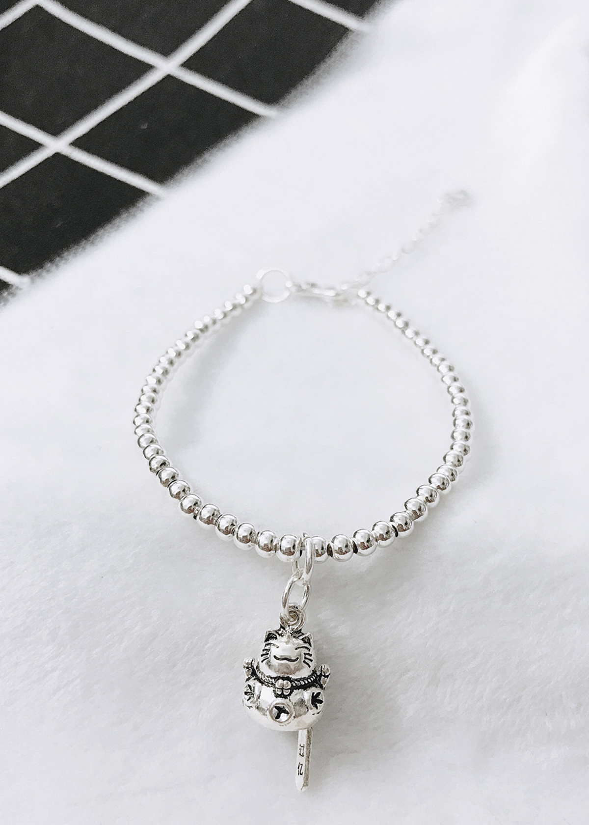Lắc bi bạc 3mm mèo may mắn - Ngọc Quý Gemstones
