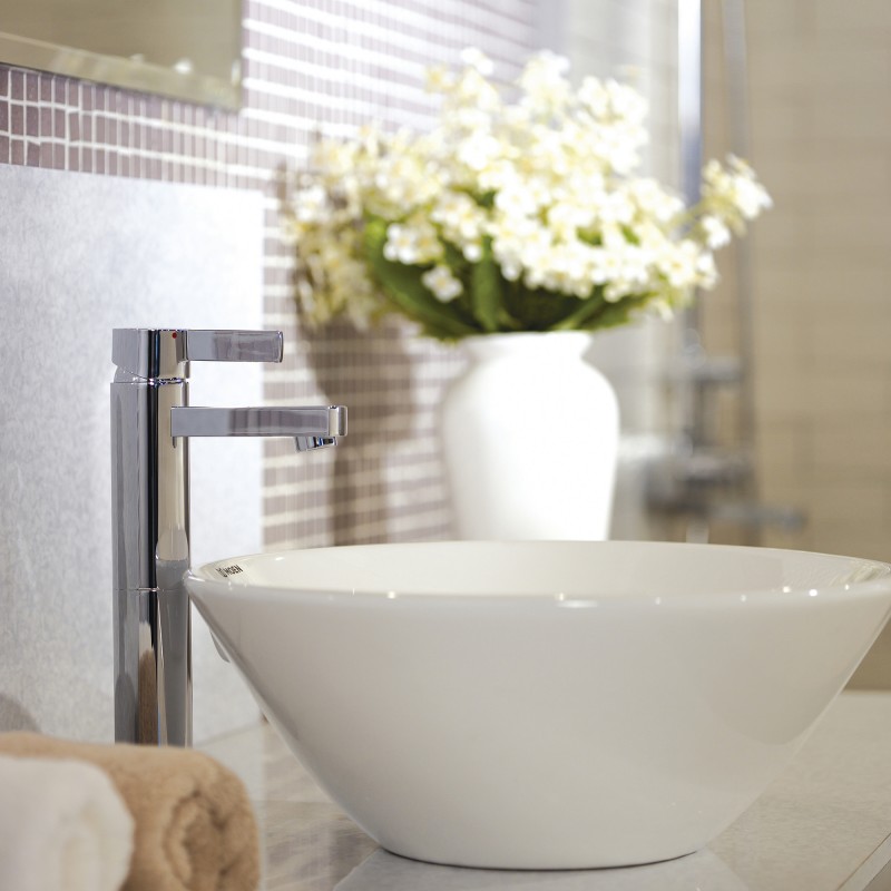 Bộ vòi lavabo cao nóng lạnh MOEN GN57123