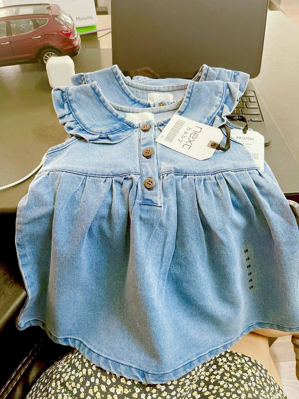 Đầm jean xanh sát nách cổ sen bé gái DN601