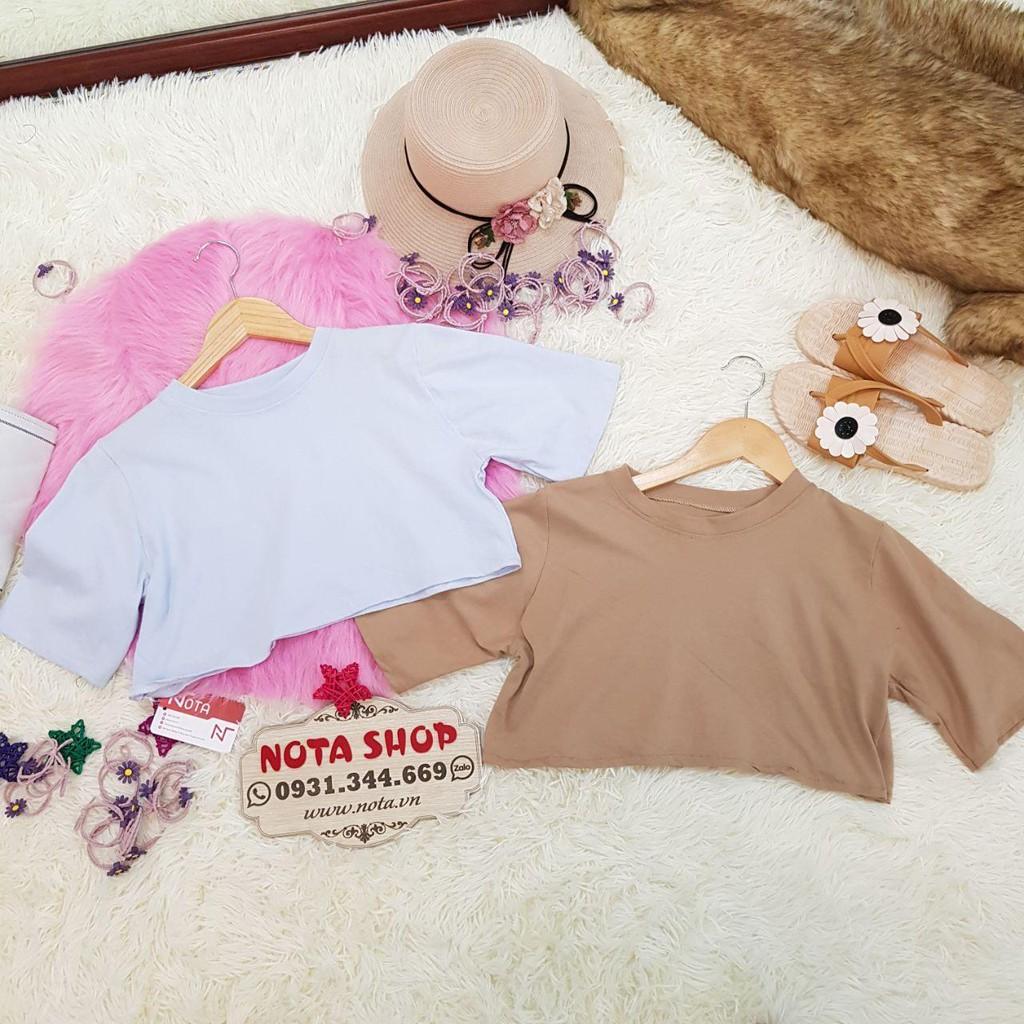 Áo thun croptop cổ tròn form suông bận thoải mái