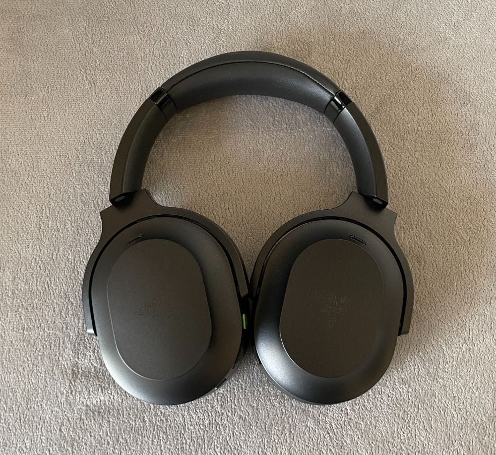Tai nghe Razer Barracuda Pro