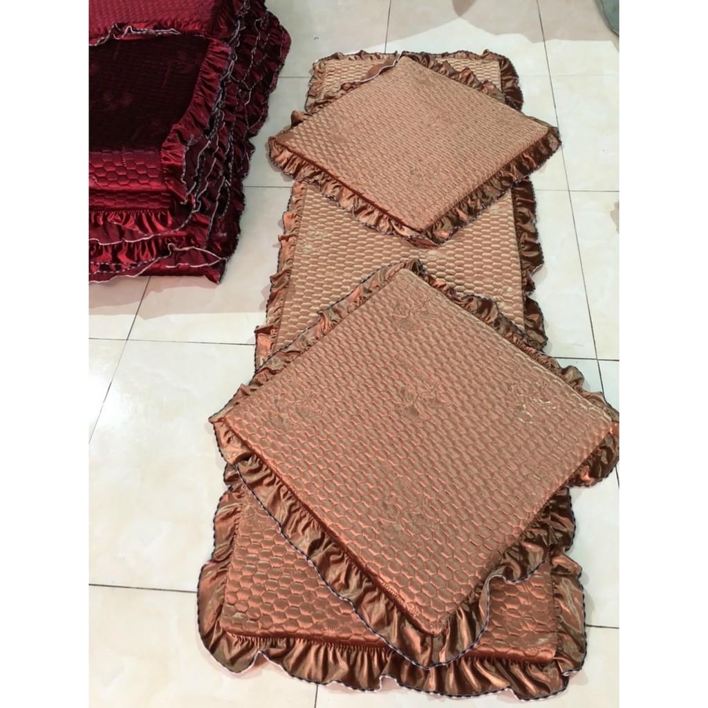Bộ thảm nỉ nhung trải ghế in hoa văn nổi