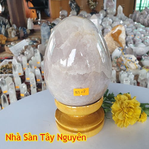 Quả trứng đá thạch anh hồng tự nhiên phong thủy tích tài phú QT18 nặng 2.45kg kích thước 18.5x10 – vật phẩm phong thủy may mắn