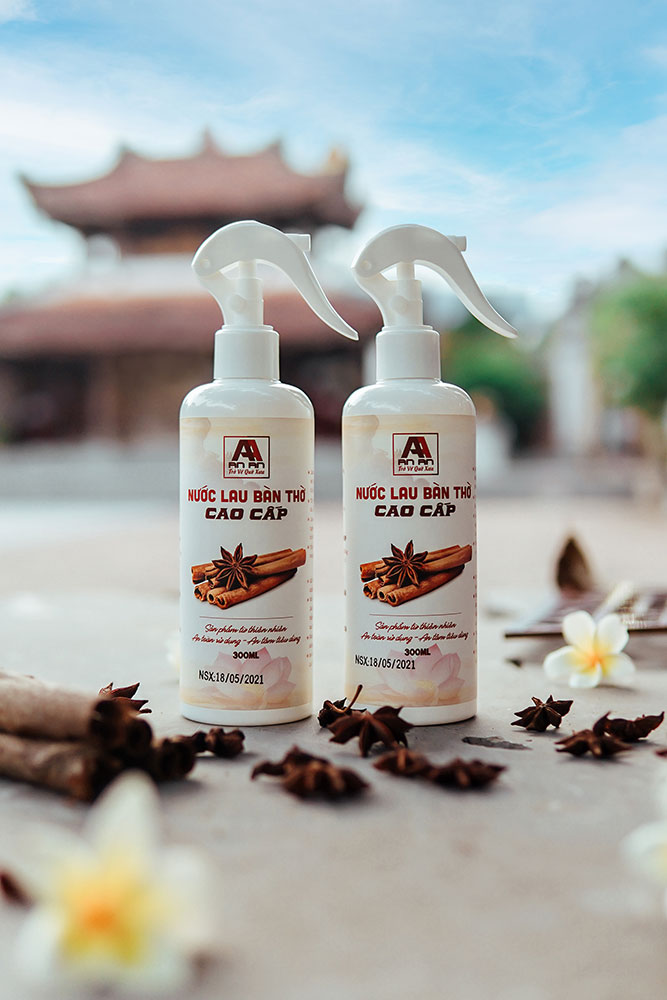 Nước lau bàn thờ Cao Cấp An An ( 300ml)| Tinh chất quế và thảo mộc, giúp tẩy uế