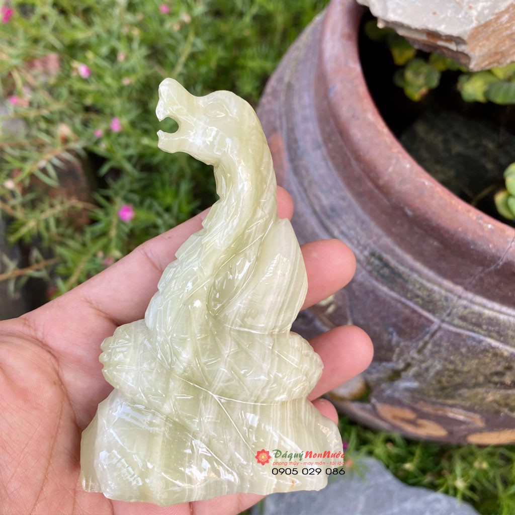 Tượng đá rắn 12 con giáp phong thủy đá ngọc Pakistan 10cm đá Non Nước