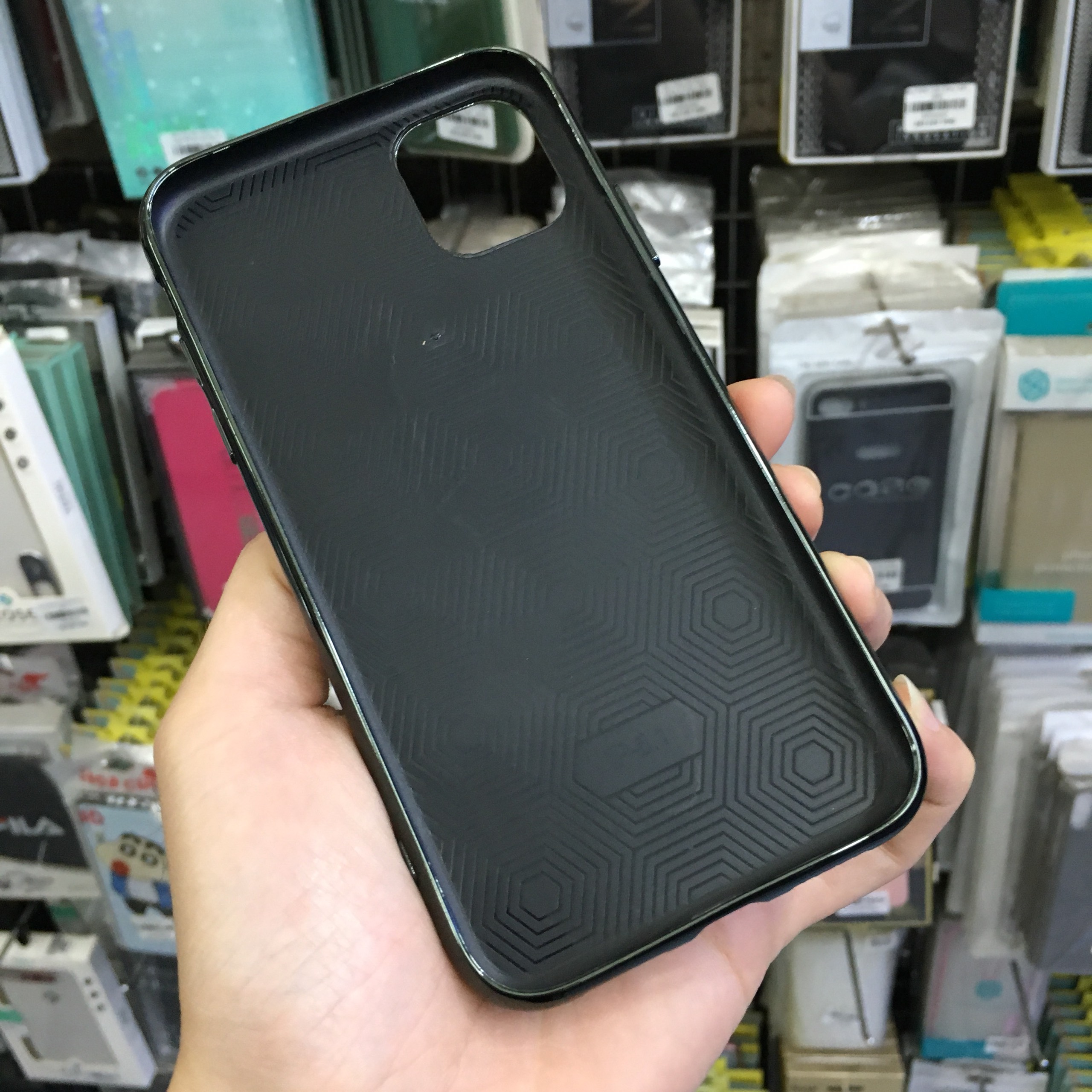 Ốp lưng chống sốc dành cho iPhone 11 lưng kính viền màu TPU dẻo