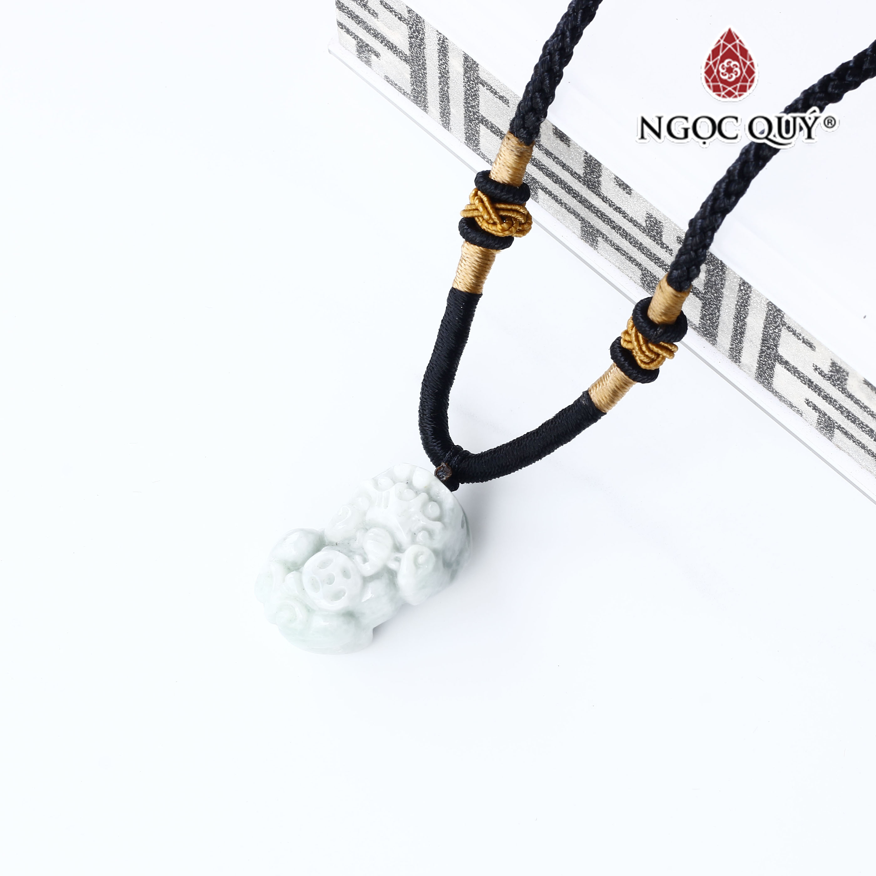 Mặt dây chuyền tỳ hưu đá thiên nhiên - Ngọc Quý Gemstones