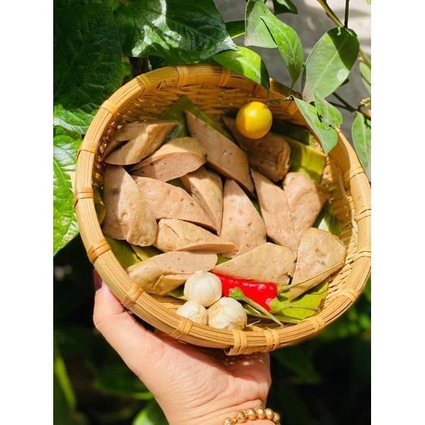 Đặc Sản Huế - Chả Bò Huế gói lá chuối đặc biệt thơm ngon - set 10 cái