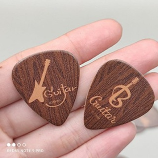 Pick Đàn Guitar Giả Gỗ – Bền Đẹp, Cá Tính