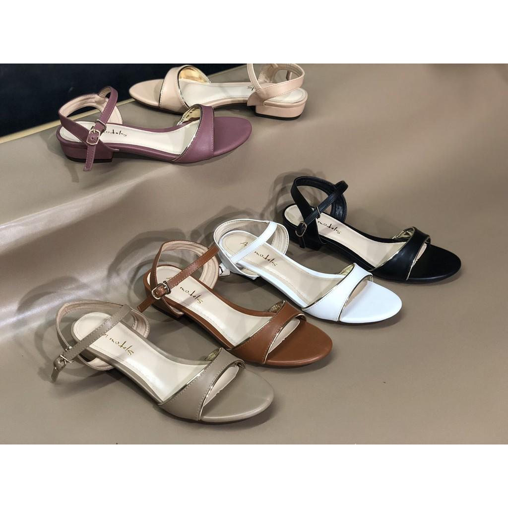 sandal bệt mõm tròn