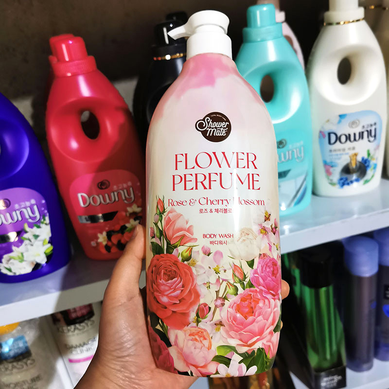 Sữa tắm Cao Cấp dưỡng trắng, cấp ẩm Shower Mate Flower Perfume Body Wash Hàn Quốc 900ml