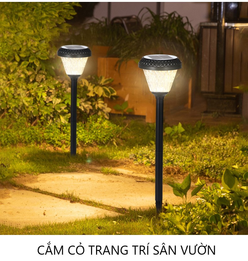 Đèn trụ cổng, sân vườn năng lượng mặt trời 7 màu