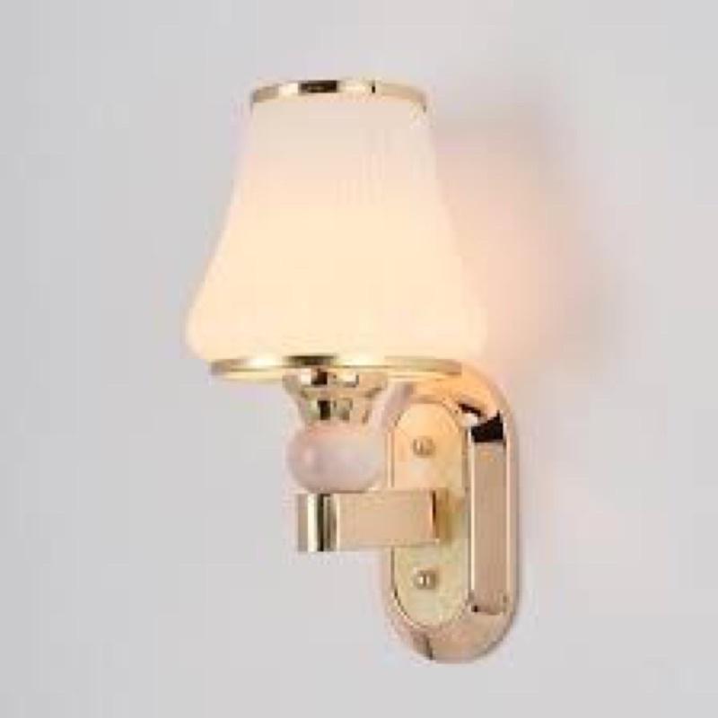 Đèn Tường Trang Trí Phòng Ngủ Phòng Khách - Tặng Bóng Led