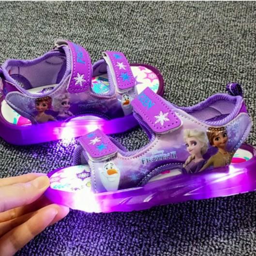 Giày sandal Elsa, Hello Kitty, Mickey bé gái có đèn led từ 1 - 7 tuổi