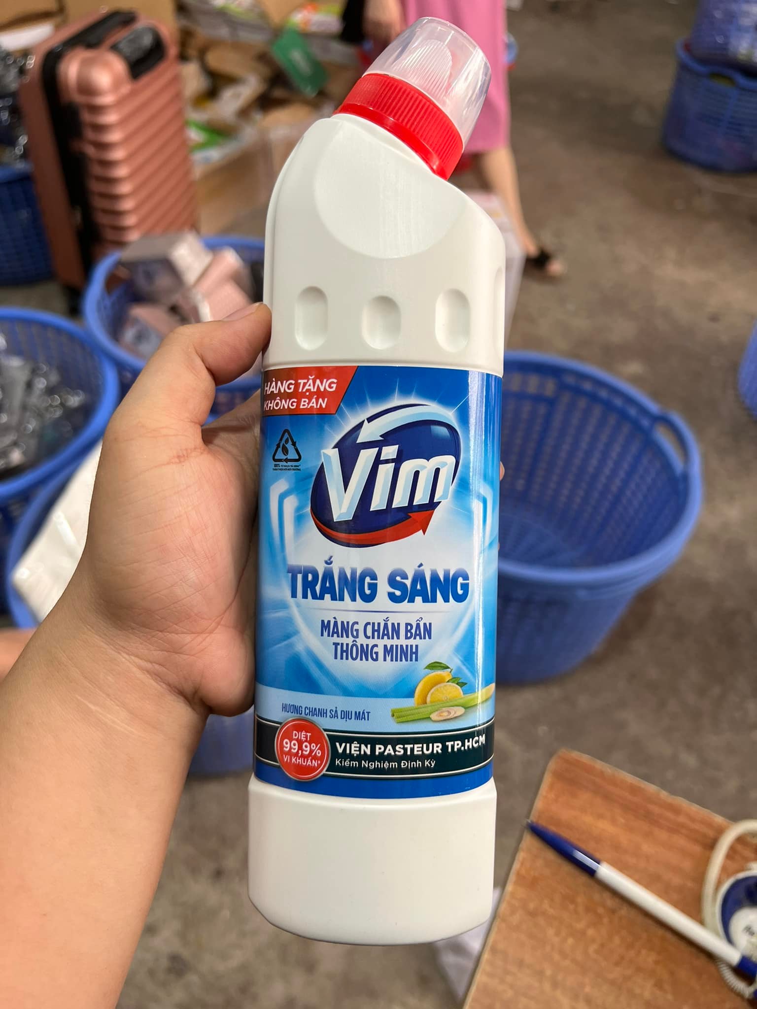 GEL TẨY RỬA ĐA NĂNG SẠCH TRẮNG SÁNG VIM HƯƠNG SẢ CHANH - 450ML