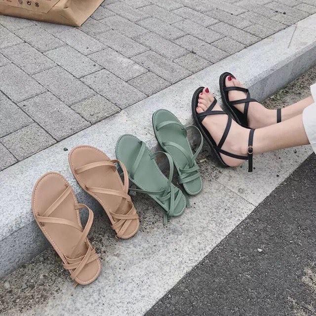 Giày sandal dây đan chéo mới Z