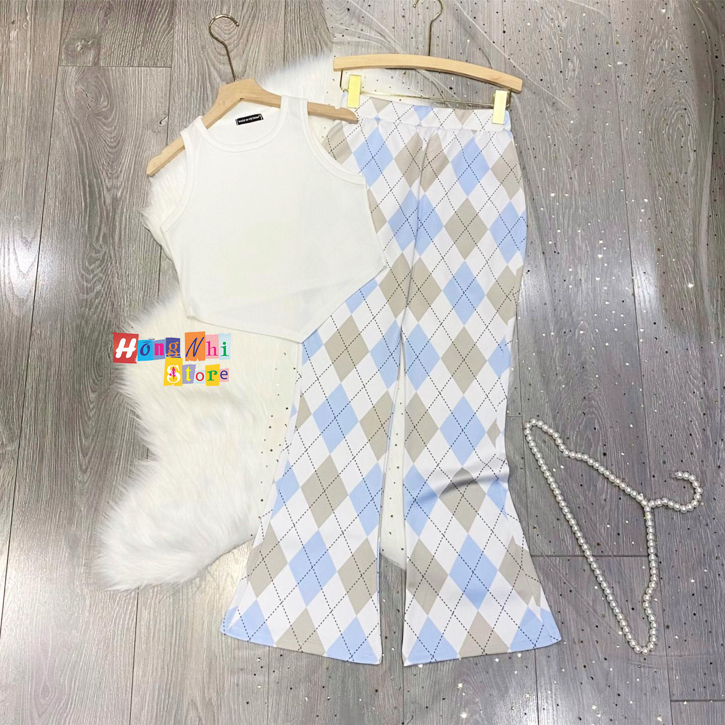 Set Bộ Thun Croptop 3 Lỗ Sát Nách Ôm Body Phối Quần Thun Ống Loe 3D Pass Ulzzang - MM