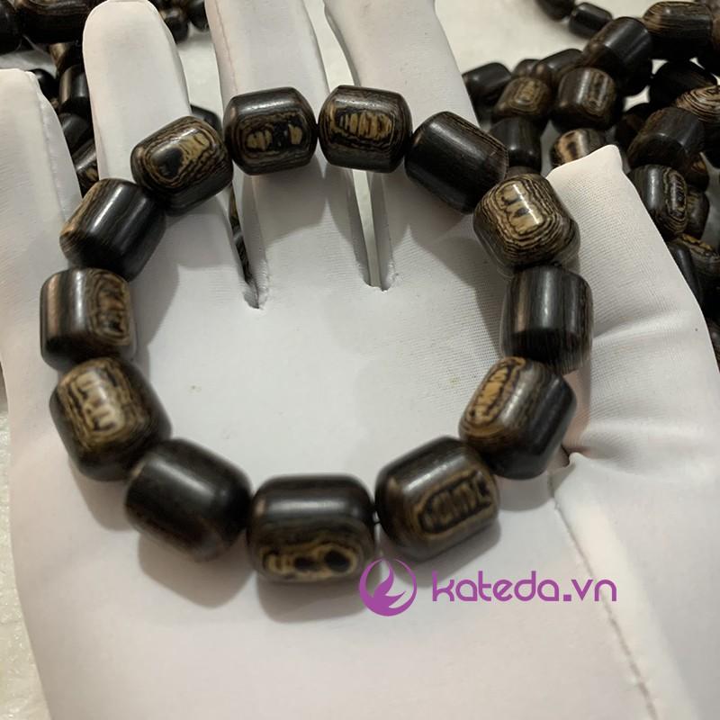Vòng Tay Gỗ Trầm Hương Sánh Chìm Trúc Bầu