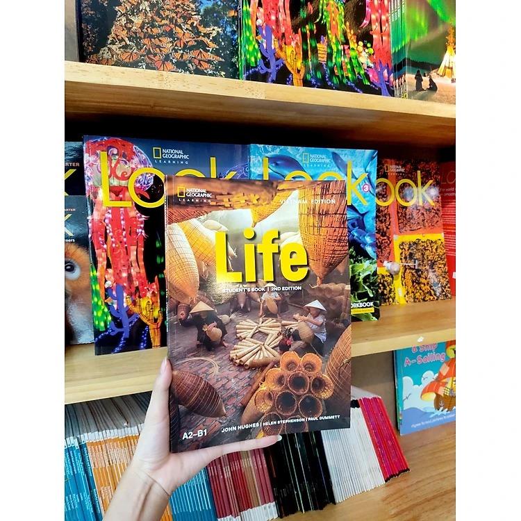 Life BRE A2-B1 - Student's Book With Code Spark (2nd Edition)