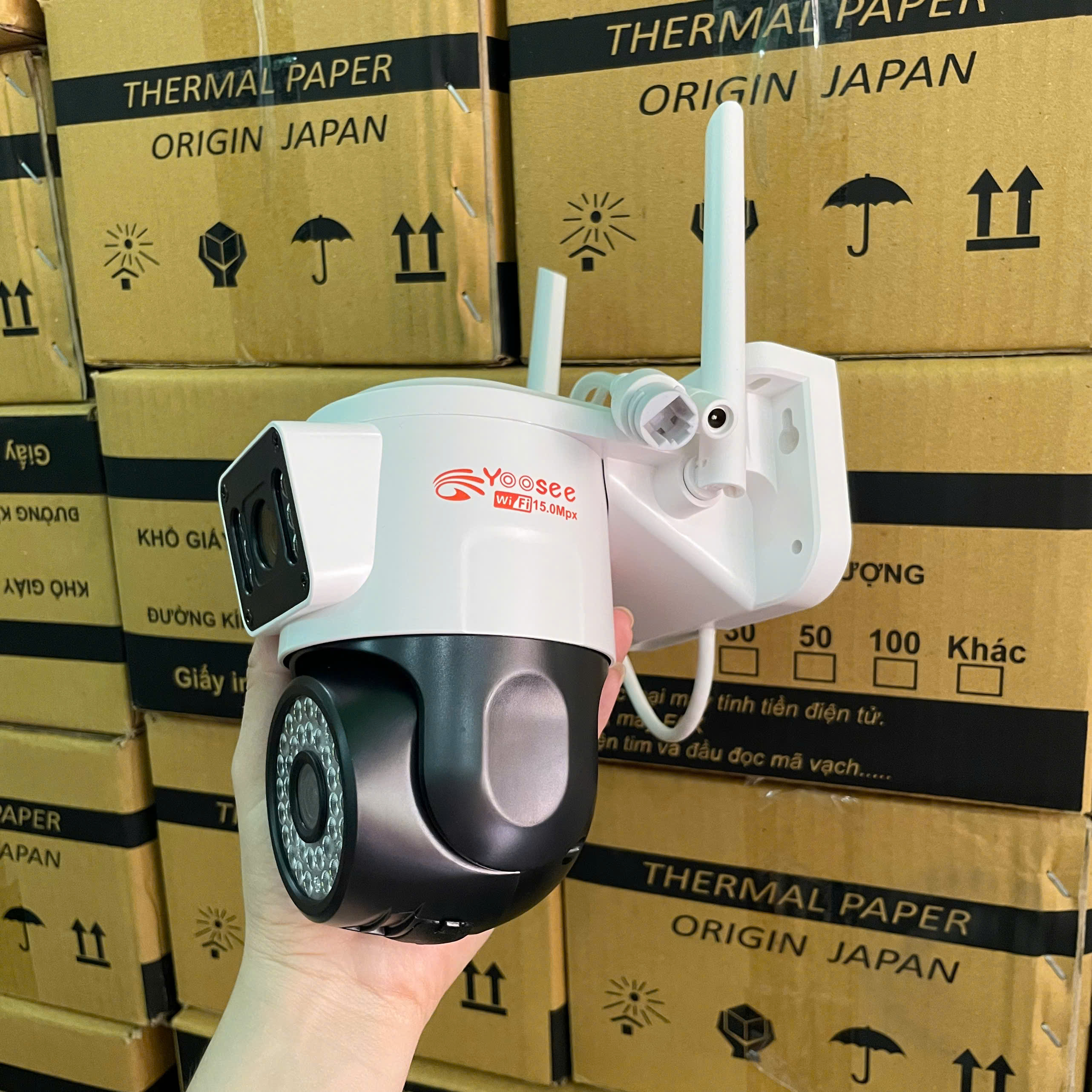 Camera Yoosee WiFi 2 Mắt Ngoài Trời QPT36 Xem 2 Màn Hình Cùng Lúc 5.0Mpx Giám Sát Ngoài Trời Chống Nước IP66 - Hàng Chính Hãng