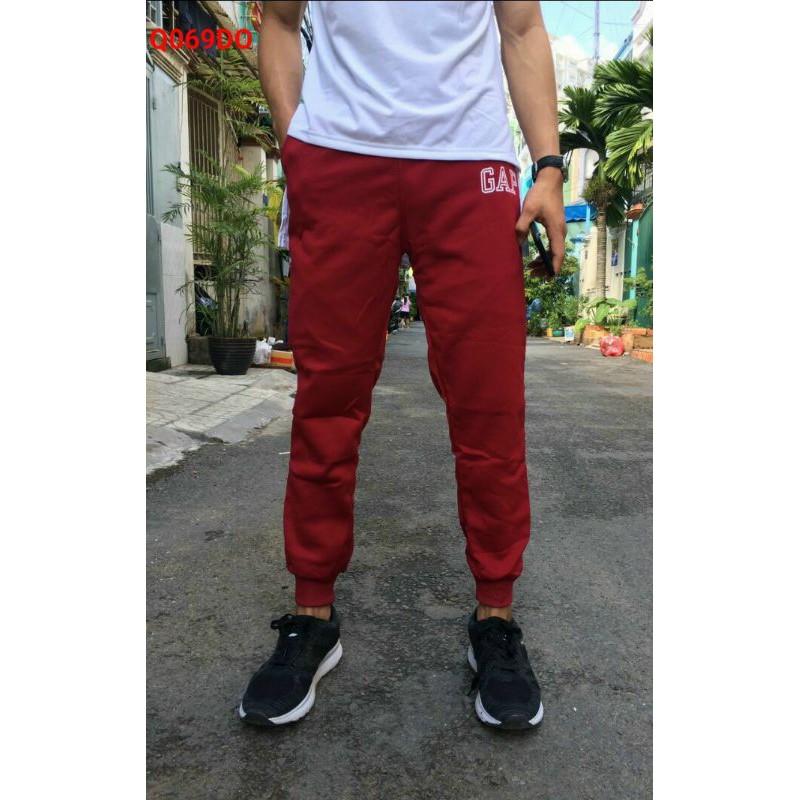 Quần jogger nỉ phối chữ
