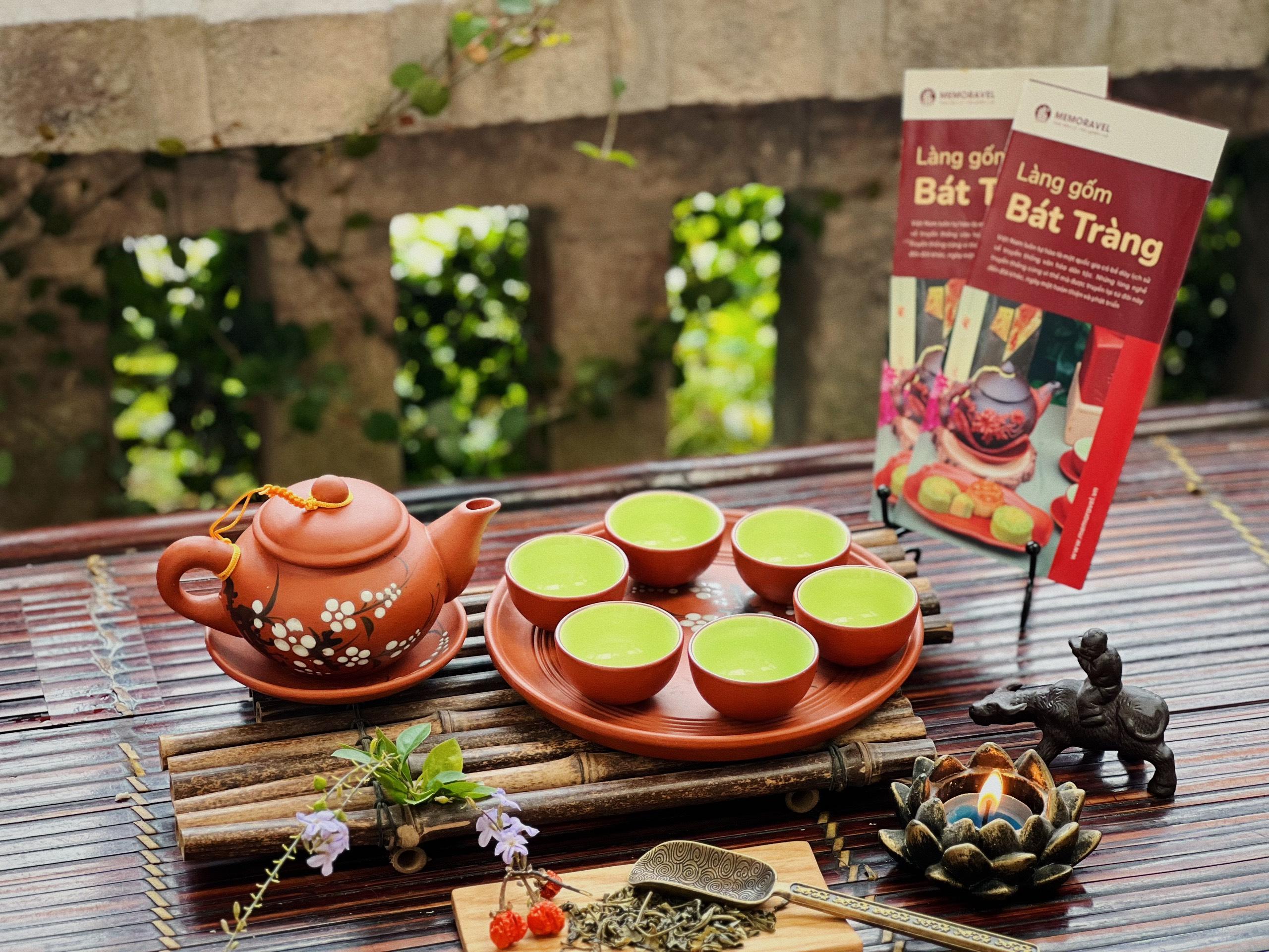 Bộ ấm chén, ấm trả tử sa khắc hoa thủ công - Gốm Sứ Bát Tràng