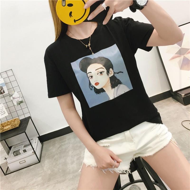 Áo thun dáng rộng cổ tròn hoạ tiết hoạt hình cho nữ