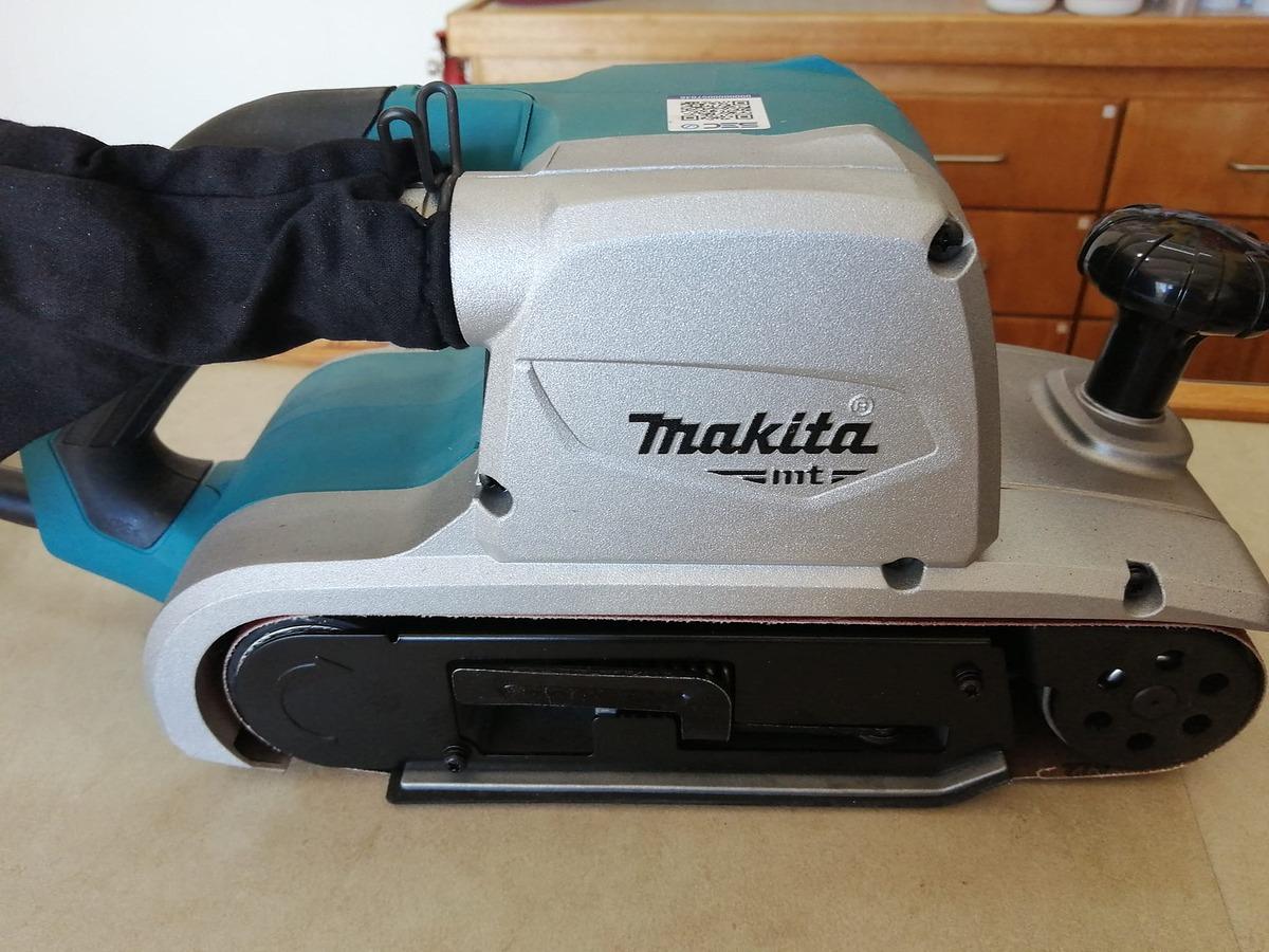 MÁY CHÀ NHÁM BĂNG 940W 100MM MAKITA M9400B - HÀNG CHÍNH HÃNG