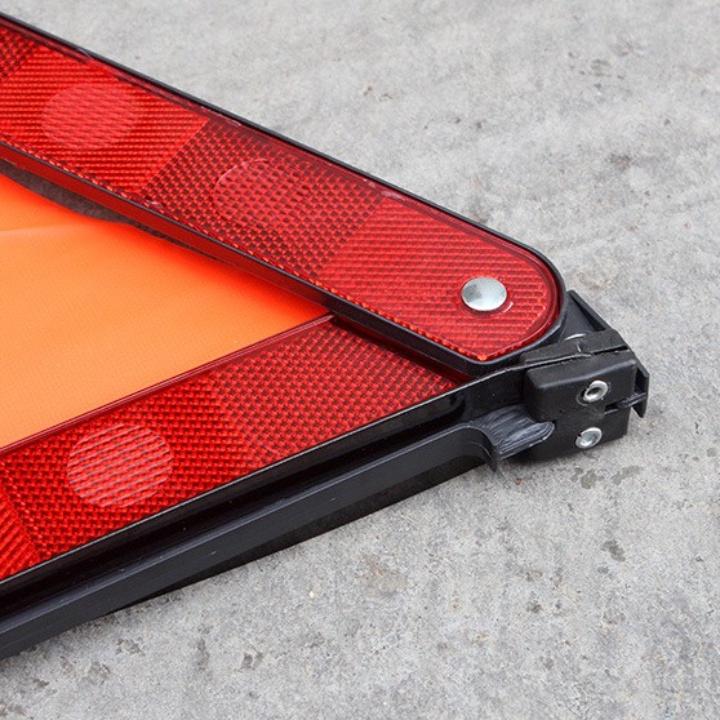 Biển Cảnh Báo Nguy Hiểm Tam Giác Phản Quang MẪU MỚI Cho Xe Ô Tô – Phản Xạ Ánh Sáng Trong Vòng 500m