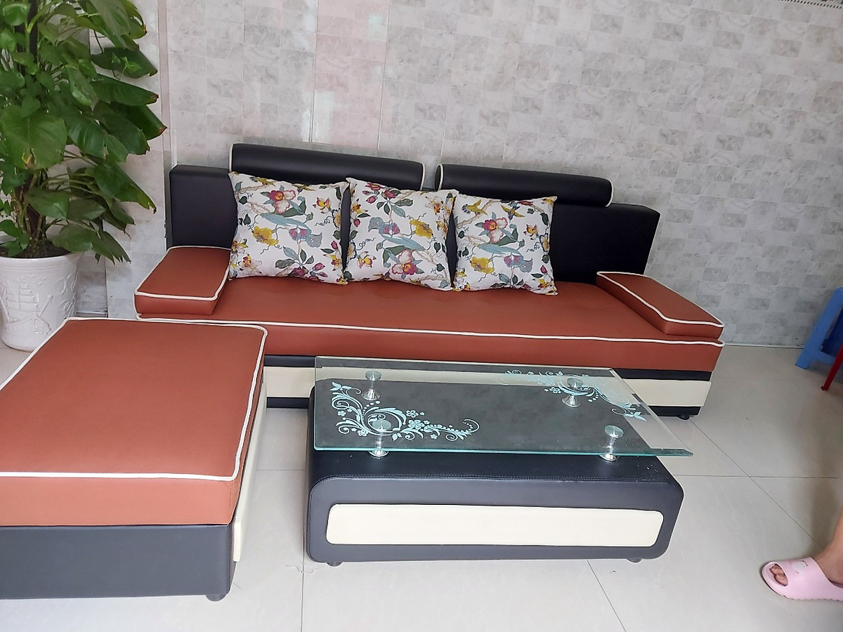 Bộ sofa văng Juno Sofa 2m2 kèm đôn 60 x 80 cm và tặng bàn Kính