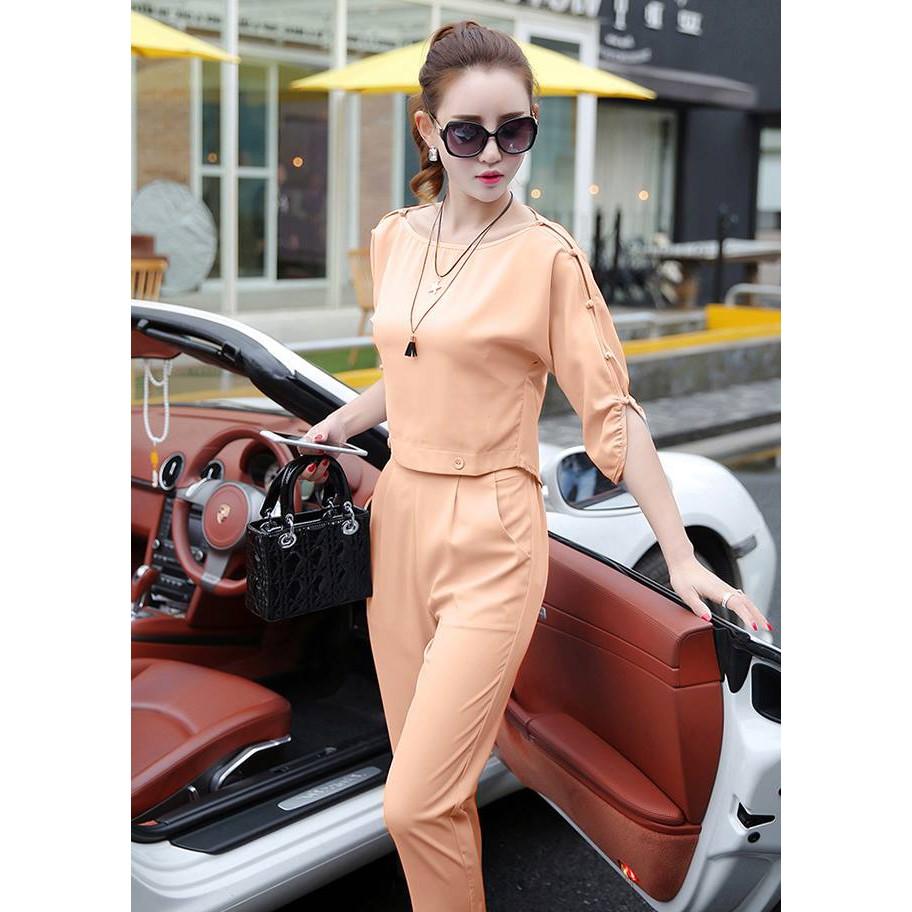 Bộ đồ đính cúc thời trang B01