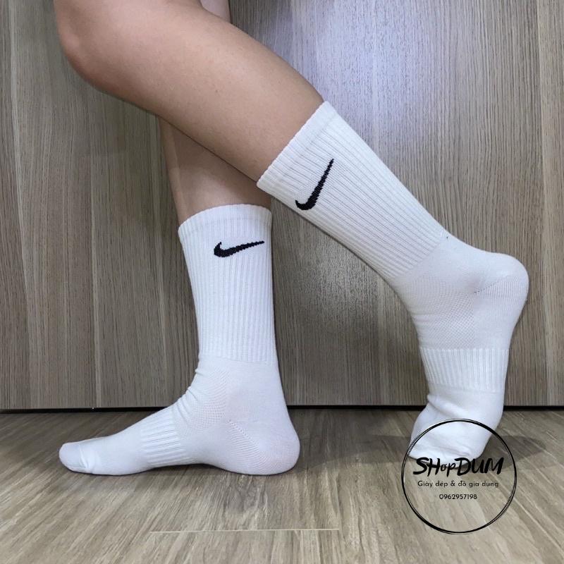Tất vớ nam và nữ  tất màu đen và trắng cổ cao