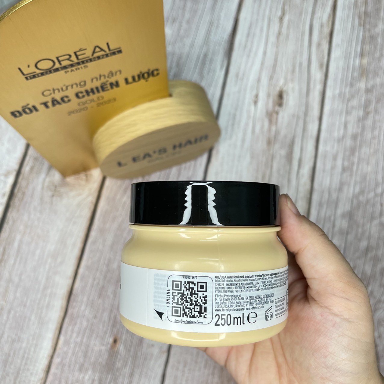 Dầu hấp ủ phục hồi tóc hư tổn L'ORÉAL Serie Expert Gold Quinoa + Protein Absolut Repair