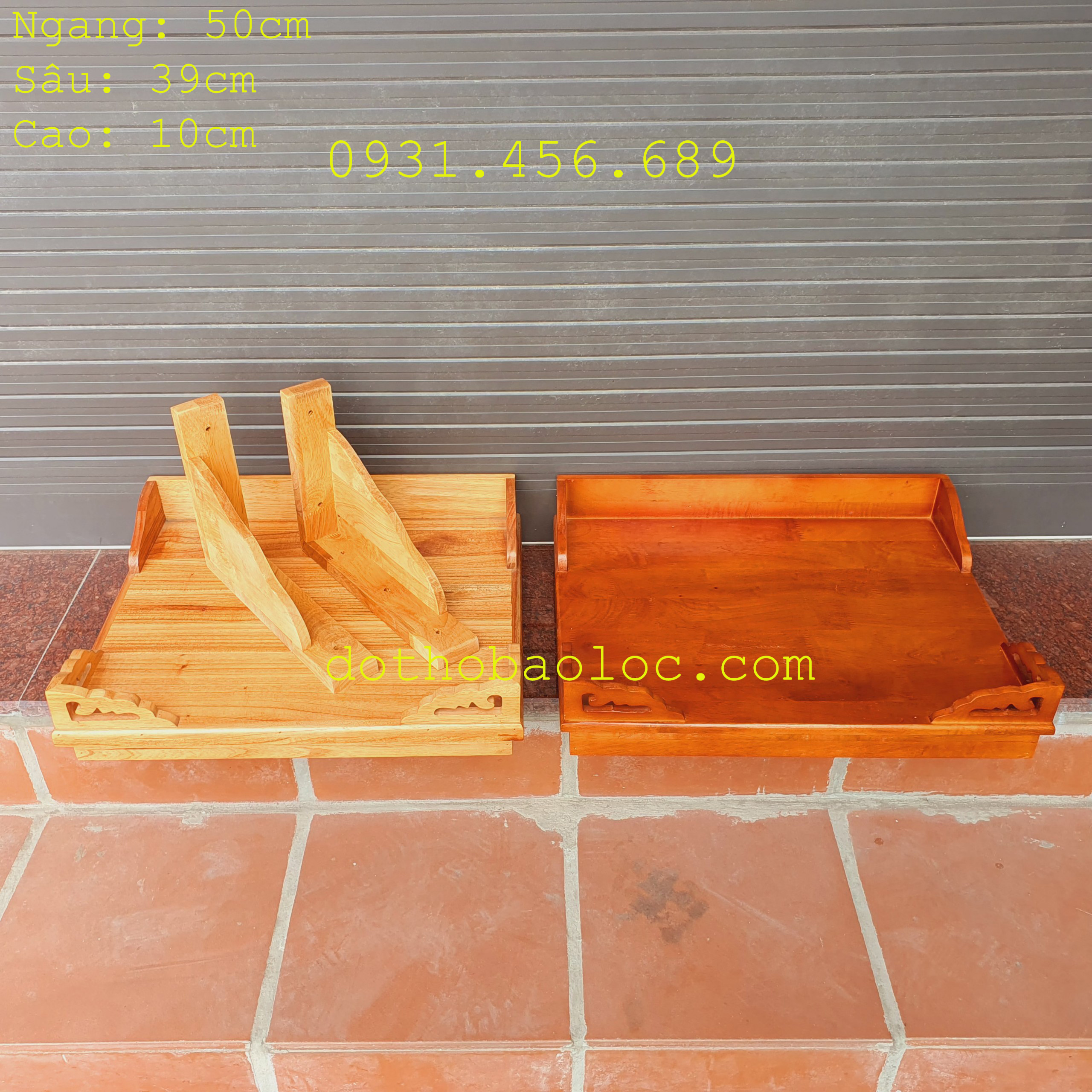 Bàn thờ treo tường gỗ xoan ngang 50cm 2 màu: vàng nhạt và đỏ - Kèm cặp eke gỗ