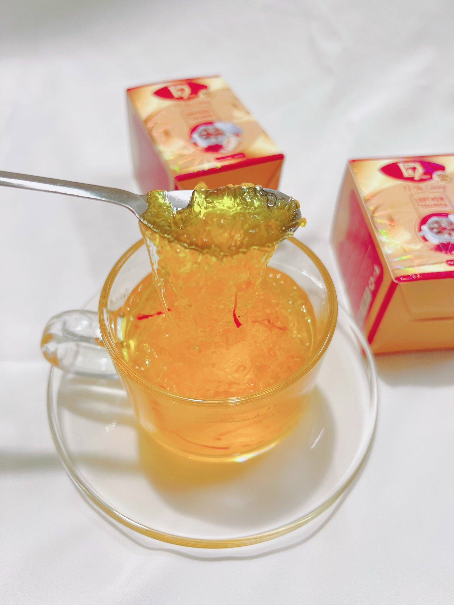 Lốc 6 hủ yến chưng SAFFRON &amp;amp; COLLAGEN bổ dưỡng ( 30% yến ) QUÀ BIẾU Ý NGHĨA - D7