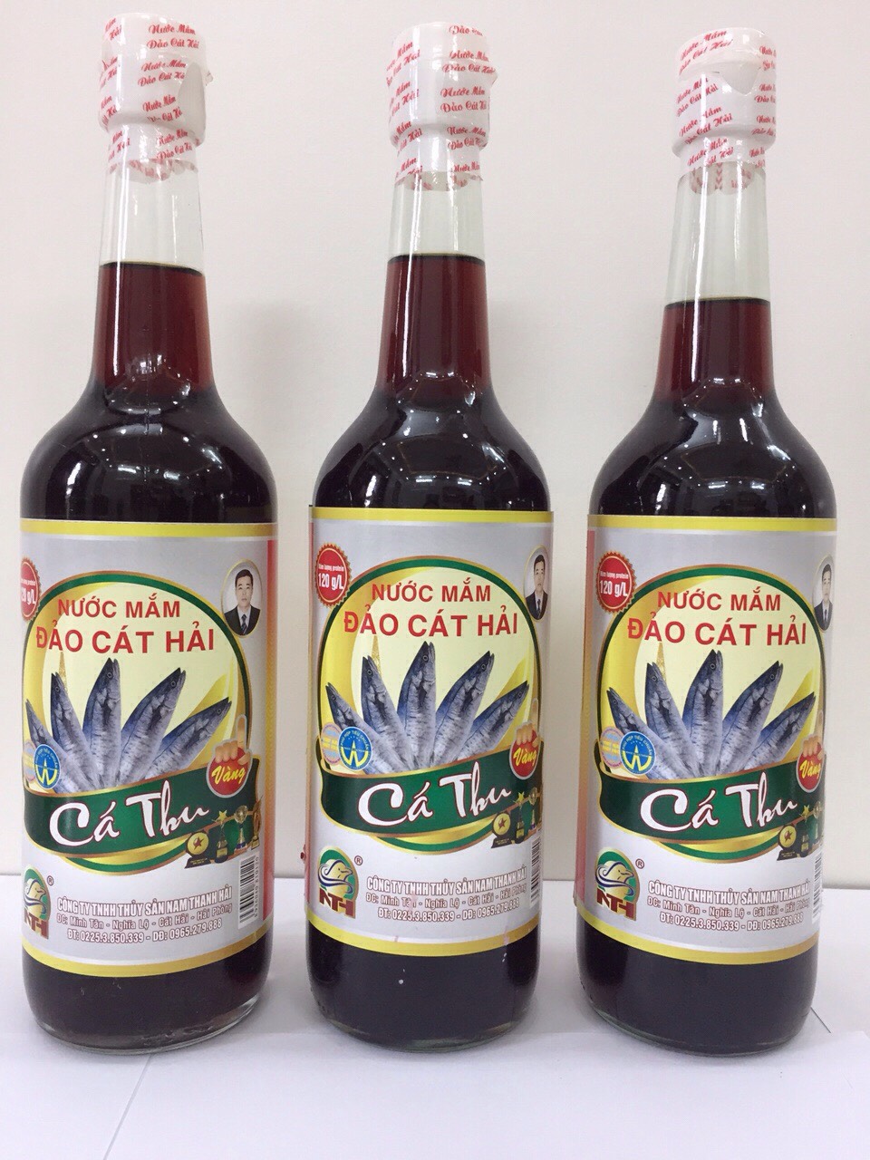 Nước Mắm Cá Thu Vàng hàm lượng Protein cao, Hộp 4 chai ,dung tích 650ml/1 chai
